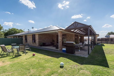 Barossa Family Holiday Home - Accommodation Great Ocean Road 2