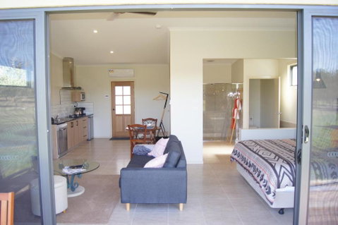 Manzanillo Grove Villa - Accommodation Great Ocean Road 1