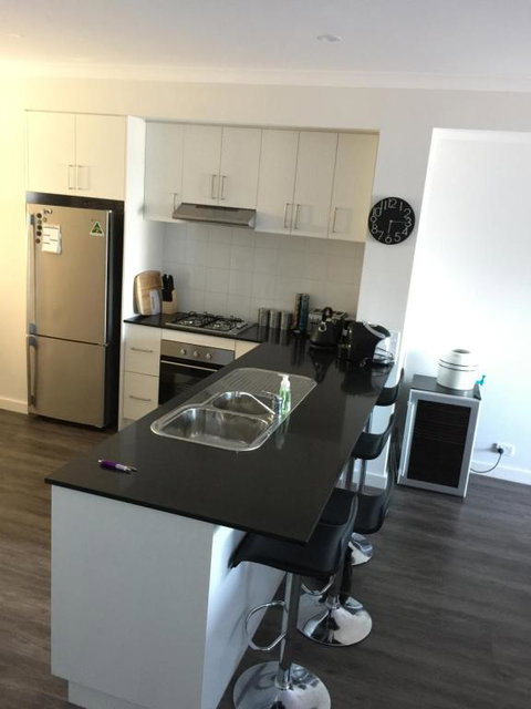 Falcon Bay 4x4 Townhouse - Accommodation Great Ocean Road 2
