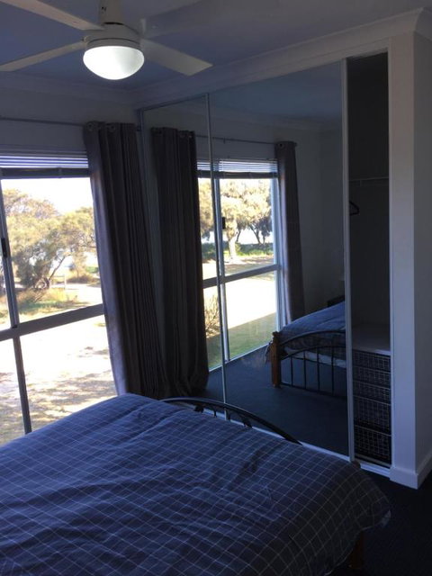 Falcon Bay 4x4 Townhouse - Accommodation Great Ocean Road 4