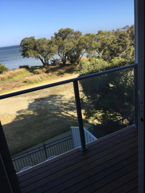 Falcon Bay 4x4 Townhouse - Accommodation Great Ocean Road 3