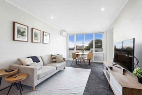 BOUTIQUE STAYS - Ace's Place - Accommodation Great Ocean Road 0