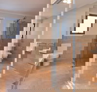 Whale Watcher 1 - Accommodation Great Ocean Road