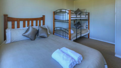 Stanley View Beach House - Accommodation Great Ocean Road 3