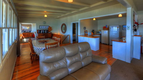 Stanley View Beach House - Accommodation Great Ocean Road 1