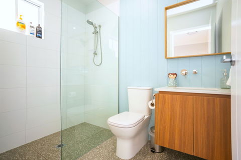 Kirsten Accommodation Parkes - Accommodation Great Ocean Road 5