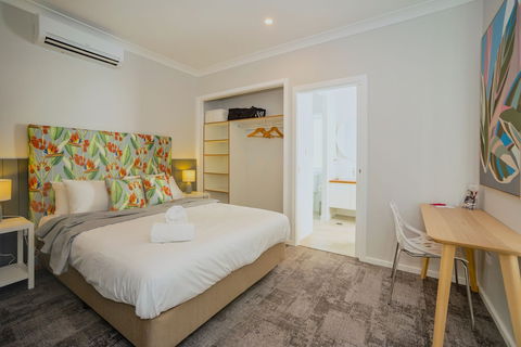 Kirsten Accommodation Parkes - Accommodation Great Ocean Road 3