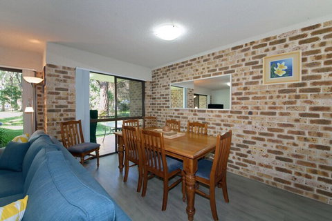 Bay Parklands Unit 22 / 2 Gowrie Avenue - Accommodation Great Ocean Road 5