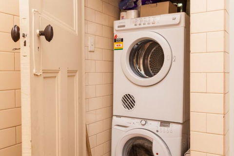 MADELINE, 1BDR Fitzroy Apartment - Accommodation Great Ocean Road 2