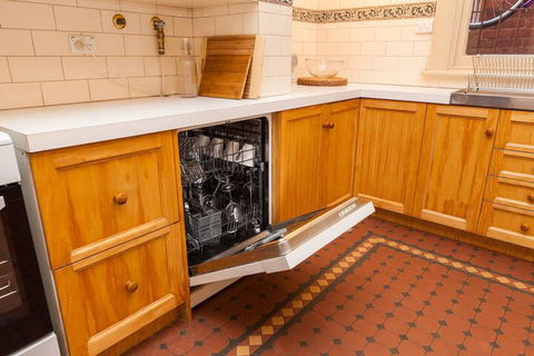 MADELINE, 1BDR Fitzroy Apartment - Accommodation Great Ocean Road 5