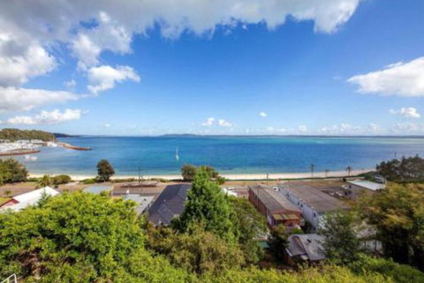 Quarterdeck Unit 5 12 Magnus Street - Accommodation Great Ocean Road 5