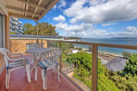 Quarterdeck Unit 5 12 Magnus Street - Accommodation Great Ocean Road 7