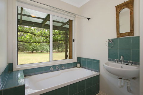 Feathertop Views - Accommodation Great Ocean Road 4