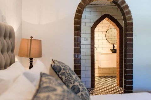 The Manor Basket Range - Accommodation Great Ocean Road 5