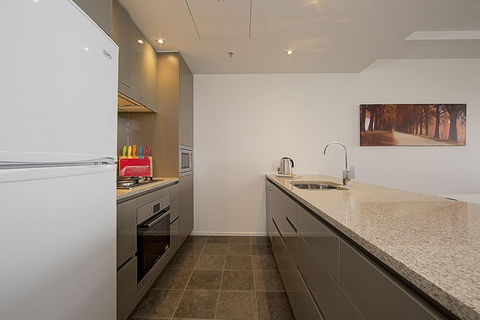 Accommodate Canberra - Manhattan - Accommodation Great Ocean Road 4