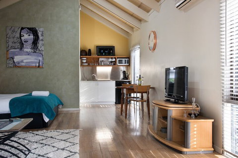 Walnut Chalet 4 - Accommodation Great Ocean Road 6