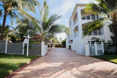 Villa Beach Palm Cove - Accommodation Great Ocean Road 3