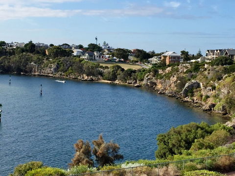 River Front Architect Villa - Accommodation Great Ocean Road 6