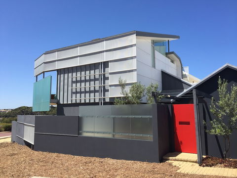River Front Architect Villa - Accommodation Great Ocean Road 1