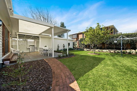 Frangipani House - Accommodation Great Ocean Road 2