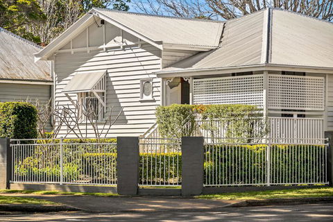 Frangipani House - Accommodation Great Ocean Road 3