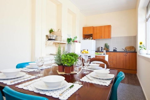 WB319 Chatswood Charmer Roomy 3 Bed Apartment - Accommodation Great Ocean Road 1
