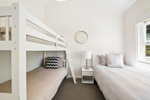 Hollow Tree Farm - Peace And Quiet On 30 Acres Right In Toowoomba - Accommodation Great Ocean Road 7