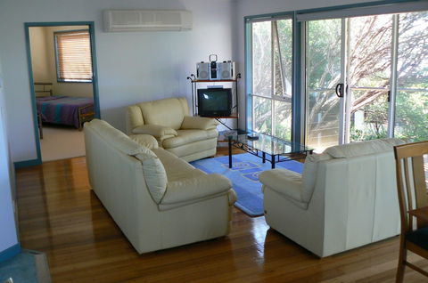 Sandy Point Beach Escape - Accommodation Great Ocean Road 5