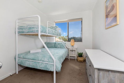 BEACH BLISS LUXURIOUS APARTMENT With POOL - Accommodation Great Ocean Road 6
