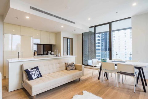 Fabulous City 2 BDR Apt In New Building - Accommodation Great Ocean Road 7