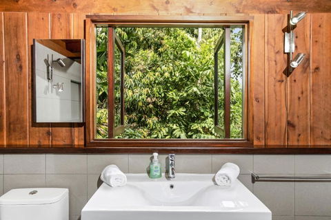 Daintree Holiday Homes La Vista - Accommodation Great Ocean Road 5