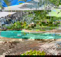Beachfront Apartments on Trinity Beach - Accommodation Great Ocean Road