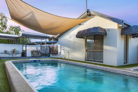 Townsville Holiday Apartments - Accommodation Great Ocean Road 0