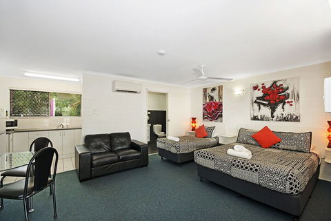 Townsville Holiday Apartments - Accommodation Great Ocean Road 3