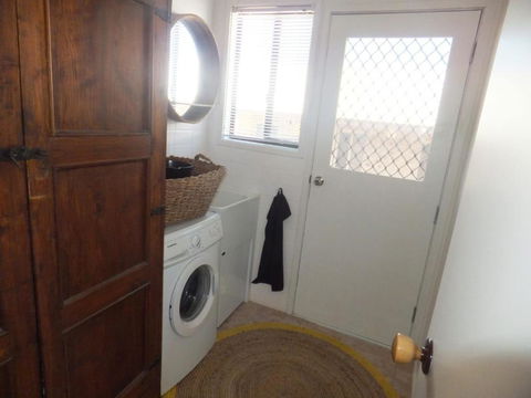 TERRIFIC On TAMARA CRESCENT - Accommodation Great Ocean Road 5