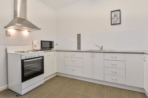 Getaway Villas Unit 38 11 1 Bedroom Self Contained Accommodation - Accommodation Great Ocean Road 5