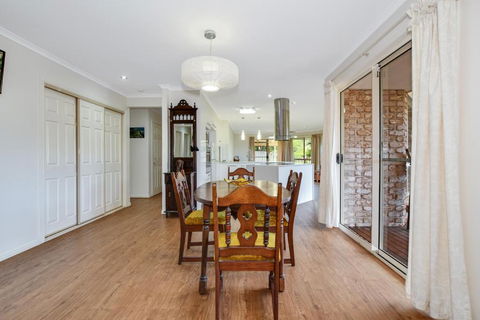 Perfect Family Escape In Mountain Creek - Accommodation Great Ocean Road 4