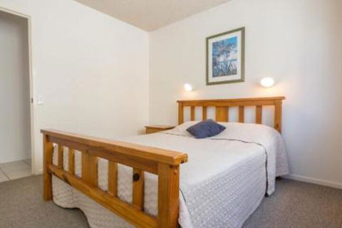 San Clemente No. 2. 24 Orvieto Terrace - Accommodation Great Ocean Road 6