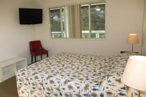 Holiday In Style Hervey Bay - Accommodation Great Ocean Road 2
