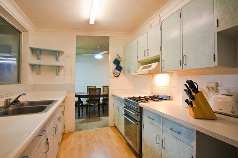 15 Grenadier Street - Accommodation Great Ocean Road 0