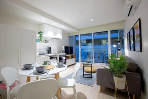 Stylish Luxurious Convenience At South Yarra Melbourne - Accommodation Great Ocean Road 0