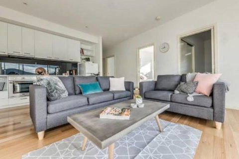 Marina View Apartment - Accommodation Great Ocean Road 0