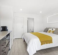 Dolphin Studio Apartment 1a Ocean Street - Accommodation Great Ocean Road
