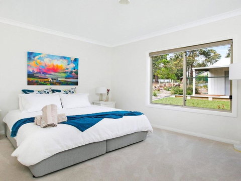 Ballogie Lodge A Quality Timeless Retreat - Accommodation Great Ocean Road 2