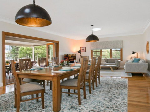 Ballogie Lodge A Quality Timeless Retreat - Accommodation Great Ocean Road 1