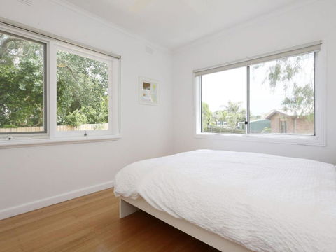 DROMANA BEACH SHACK... - Accommodation Great Ocean Road 4