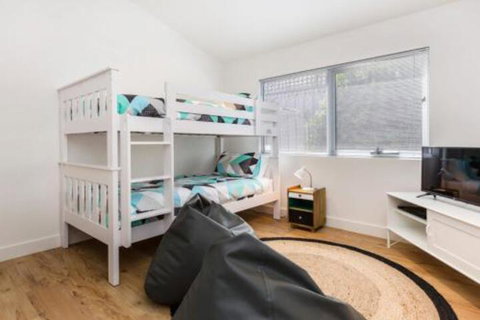 PALM COURT RETREAT MORNINGTON - Accommodation Great Ocean Road 3