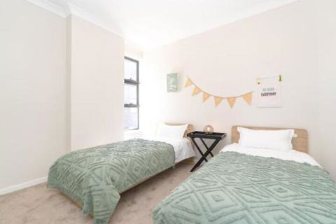 SP246 Brandnew Modern Apt In Penrith With Parking - Accommodation Great Ocean Road 2