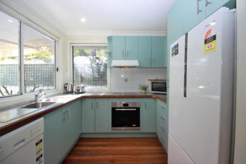 MAGIC BEACH HOUSE PET FRIENDLY - Accommodation Great Ocean Road 4