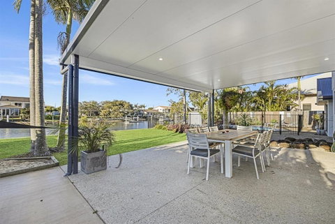 CANAL HOME NEAR MOOLOOLABA Kooringal - Accommodation Great Ocean Road 3